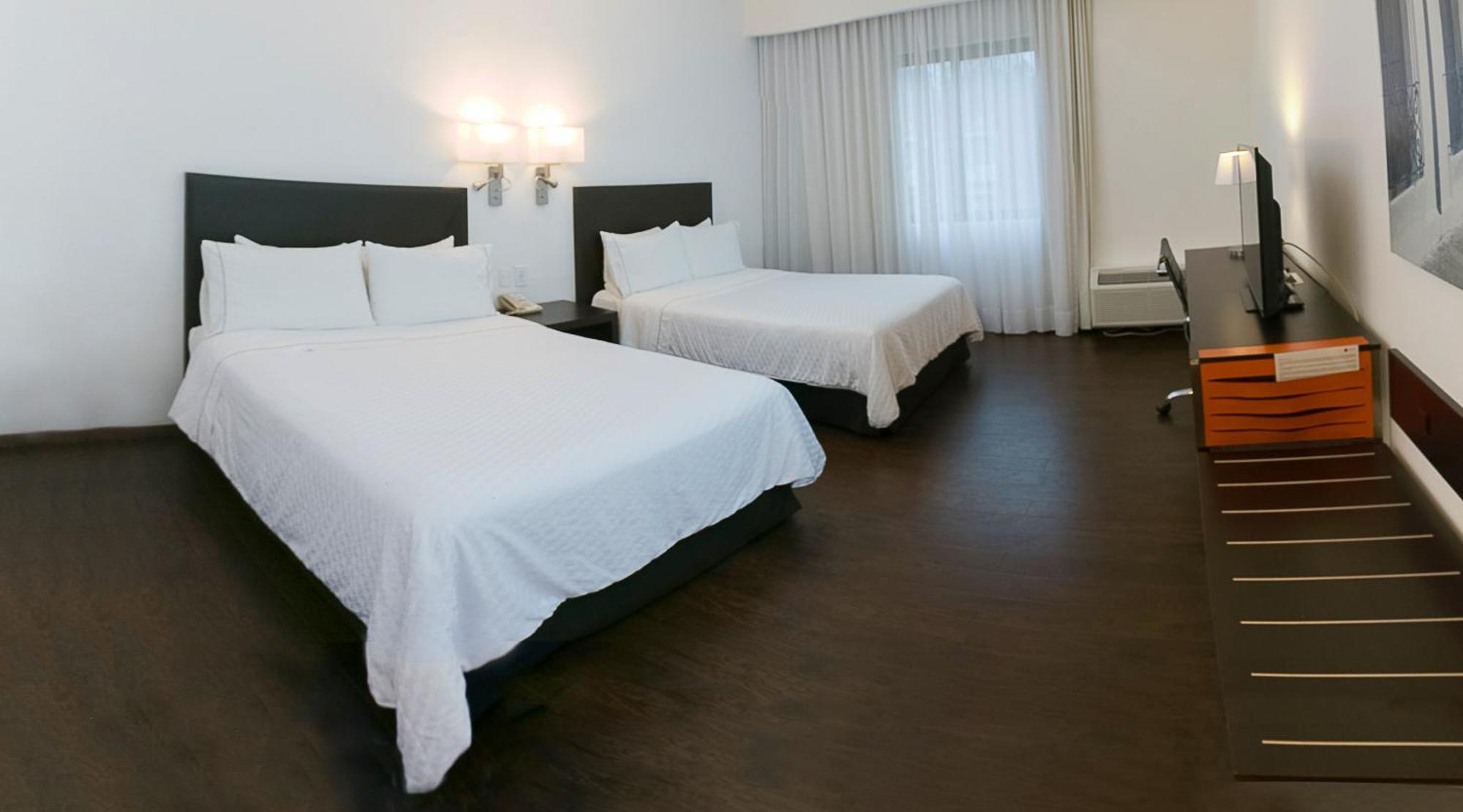 Fiesta Inn Xalapa Zewnętrze zdjęcie