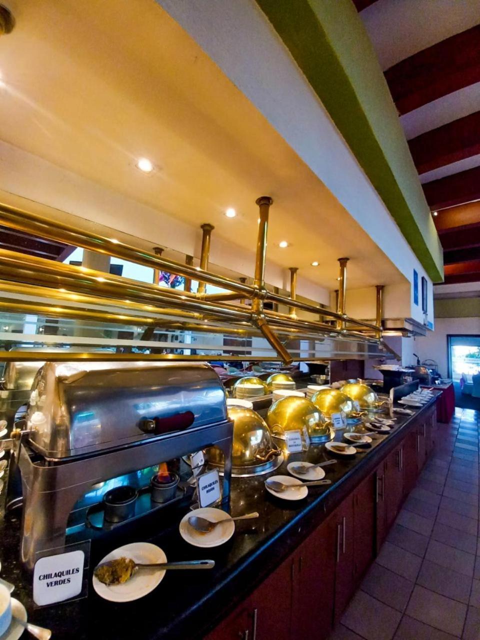 Fiesta Inn Xalapa Zewnętrze zdjęcie